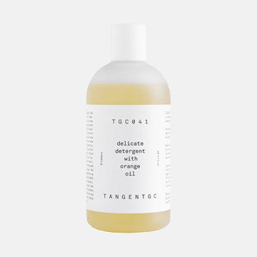 Delicate Detergent with Orange Oil