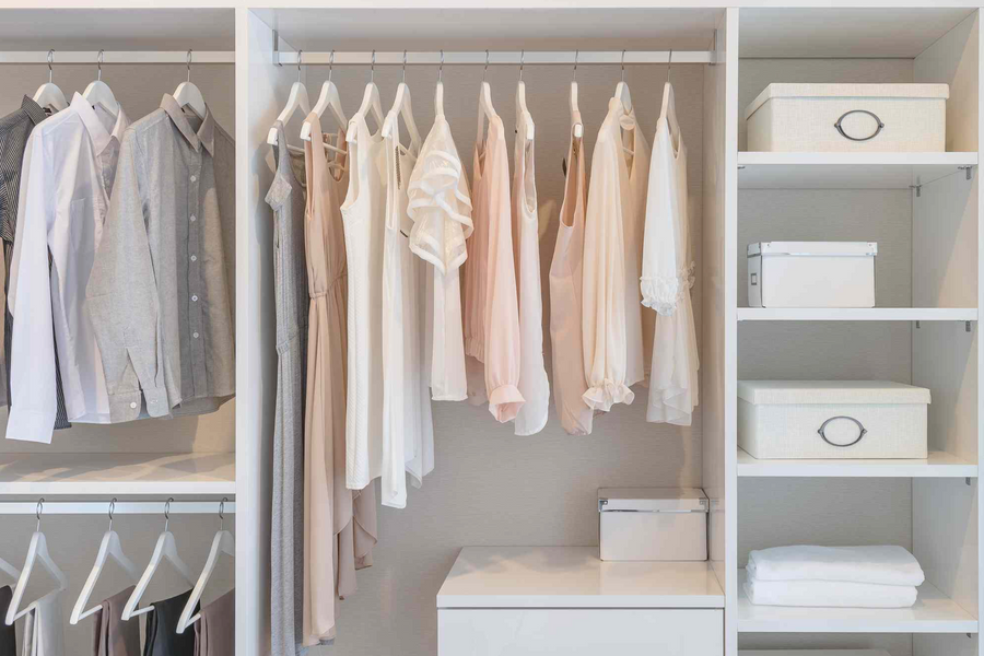 Do you have unworn items sitting in your wardrobe but no time to list them on second hand platforms?