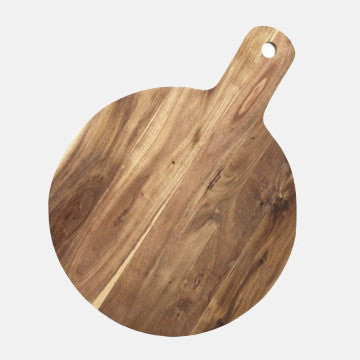 Round wooden cutting board with natural grain and handle, ideal for kitchen use